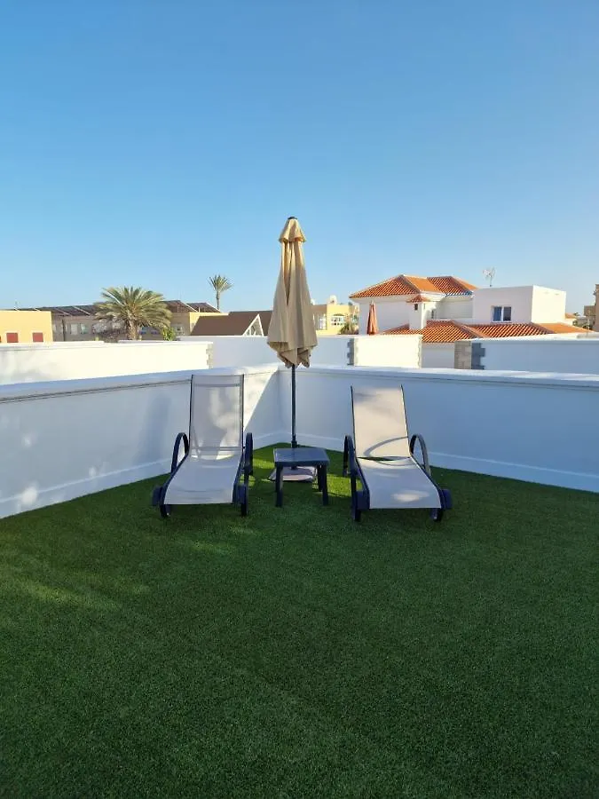 Nora Retreat Villa Corralejo 0*,